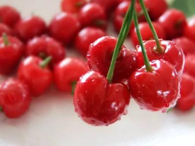 哪些食物能誘發(fā)白癜風(fēng)？